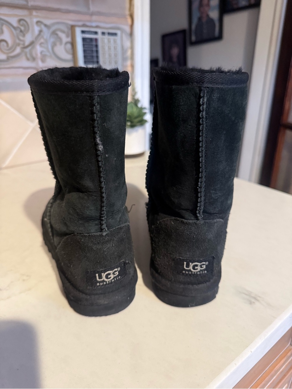 UGG Kids Black Suede Shearling-Lined Boots